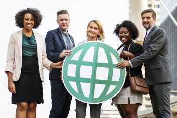 Free Photo of business district, business people, businessmen