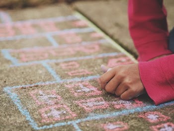 Free Photo of chalk, pavement, kids