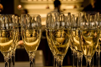 Free Photo of champaign, sparkling wine, glasses