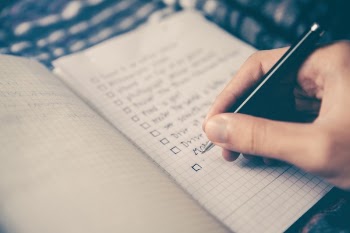 Free Photo of checklist, goals, box