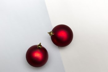 Free Photo of christmas, baubles, background