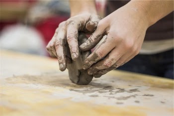 Free Photo of clay, hands, sculpting