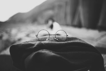 Free Photo of cloth, blur, black and white