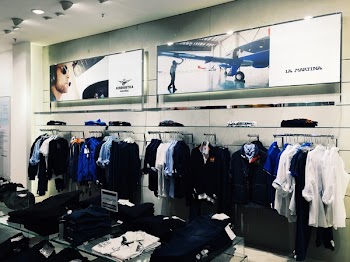 Free Photo of clothes, store, hang