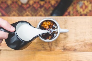 Free Photo of coffee, milk, pouring