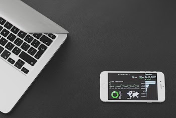 Free Photo of computer, analytics, desktop
