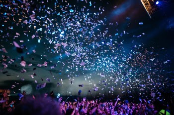 Free Photo of confetti, concert, people