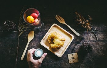 Free Photo of croissant, bread, display