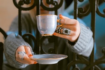 Free Photo of cup, plate, rings
