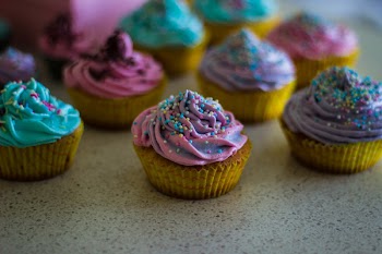 Free Photo of cupcakes, colorful, sweets