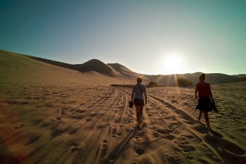 Free Photo of desert, people, footsteps