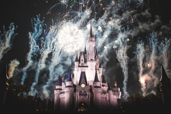 Free Photo of disney land, castle, night