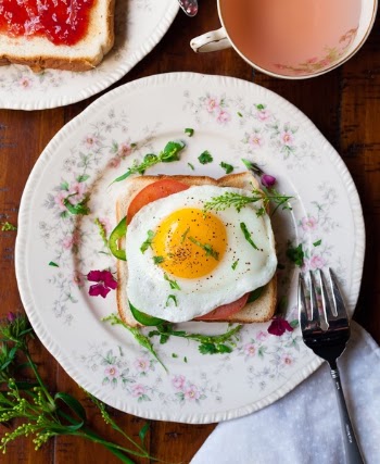 Free Photo of egg, sandwich, breakfast