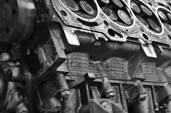 Free Photo of engine, automotive, black and white