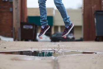 Free Photo of feet, shoes, jump