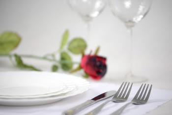 Free Photo of fine dining, dinner, wine