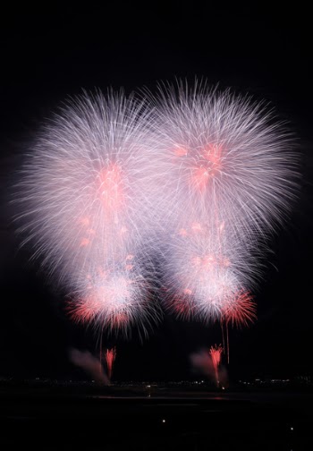 Free Photo of fireworks, spark, clouds