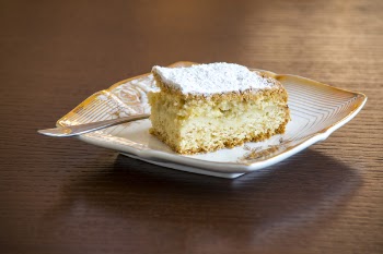 Free Photo of food, dessert, table