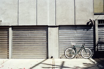 Free Photo of garage, door, concrete