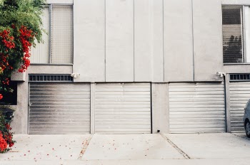 Free Photo of garage doors, driveway, flowers