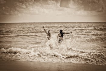 Free Photo of girls, beach, ocean