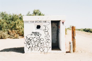 Free Photo of graffiti, no baggage, sand