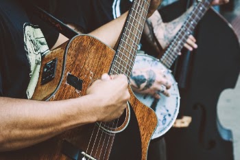 Free Photo of guitar, string, hand