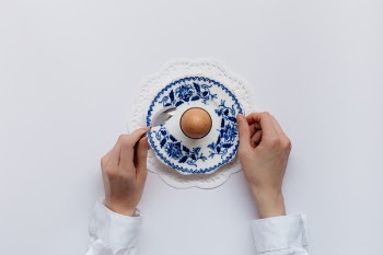 Free Photo of hand, ceramic, plate