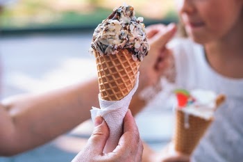Free Photo of hand, kid, ice cream