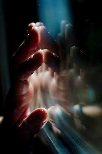 Free Photo of hand, palm, blur