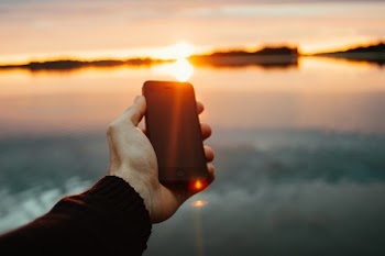 Free Photo of hand, palm, mobile