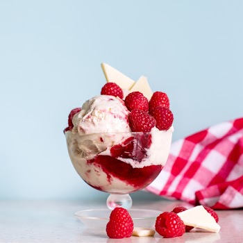 Free Photo of ice cream, fancy, raspberry
