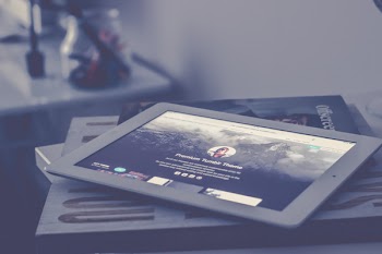 Free Photo of ipad, table, technology