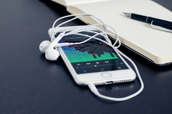 Free Photo of iphone, smartphone, mobile