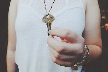 Free Photo of key, necklace, fearless