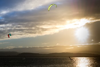 Free Photo of kite boarding, kite surfing, lake