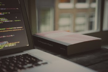 Free Photo of laptop, apple, keyboard