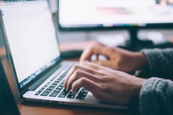 Free Photo of laptop, apple, keyboard
