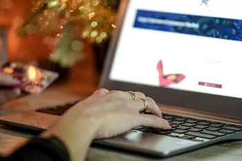 Free Photo of laptop, computer, modern