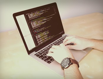 Free Photo of laptop, macbook, computer