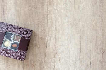 Free Photo of lifestyle, table, wood