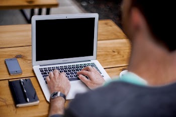 Free Photo of macbook air, laptop, computer