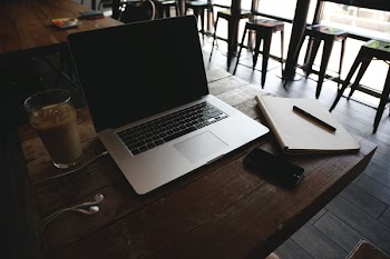 Free Photo of macbook, laptop, computer