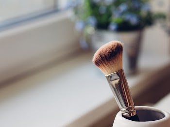 Free Photo of makeup, brush, objects