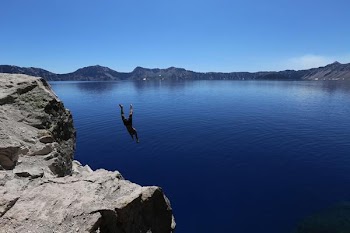 Free Photo of man, diving, lake