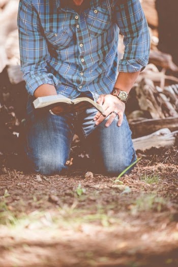 Free Photo of man, reading, cotton