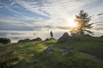 Free Photo of mountain, highland, cloud