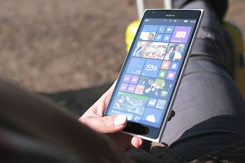 Free Photo of nokia, lumina, phone