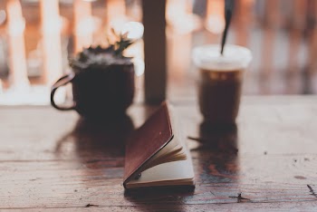 Free Photo of notepad, rustic, leather