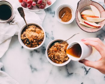 Free Photo of oatmeal, honey, breakfast